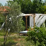 Quonset Glamping Otel Seferihisar