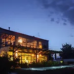 Otel Quonset Glamping 3*