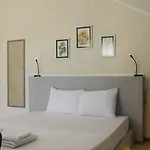 Quonset Glamping Otel