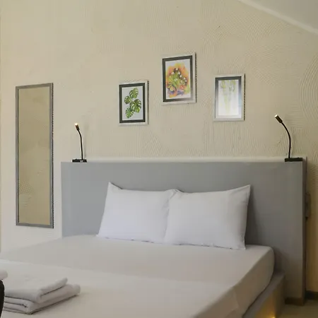 Quonset Glamping Отель