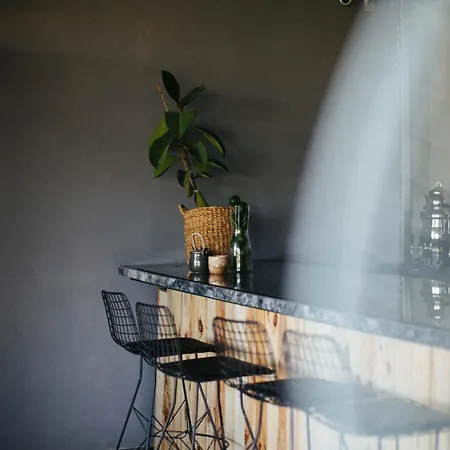 Quonset Glamping Hotel *