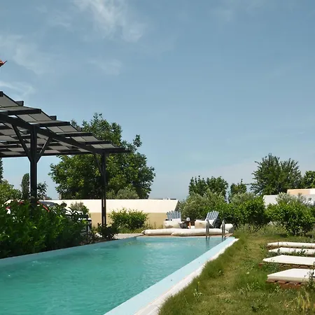 Quonset Glamping 3*