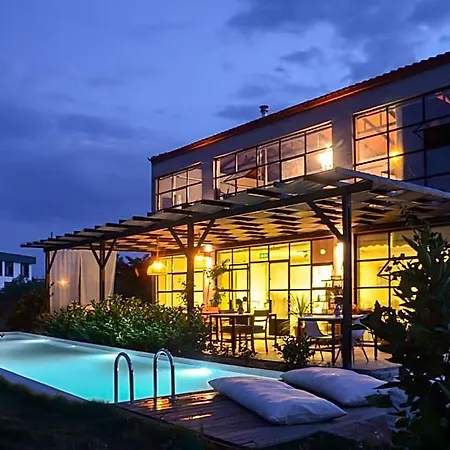 Hotel Quonset Glamping Seferihisar