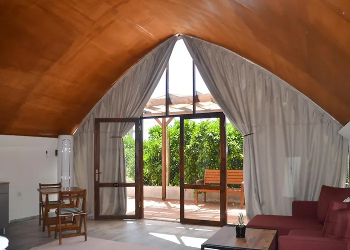 Szálloda Quonset Glamping Seferihisar