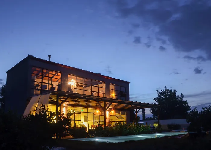 Szálloda Quonset Glamping *